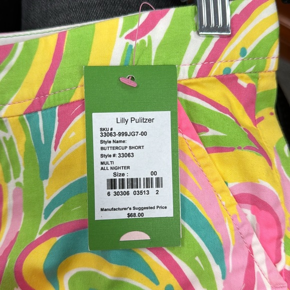 Brand new Lily Pulitzer size 00 buttercup shorts - Picture 3 of 3